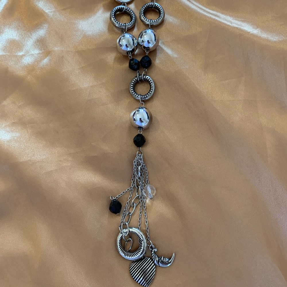 Necklaces - Picture 3 of 4